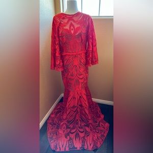 La Maison Talulah Red Dress Size Large